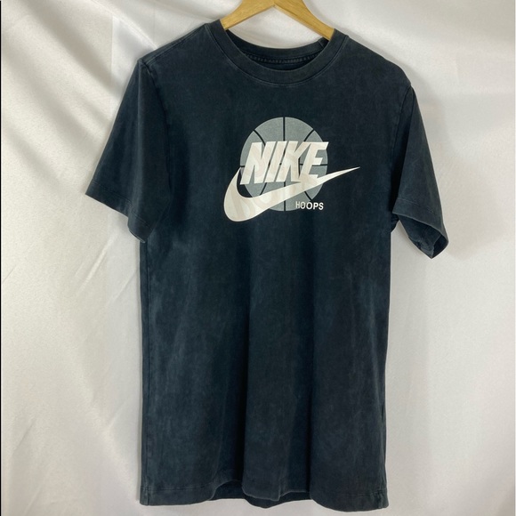 Nike Other - C37  GUC Men’s Nike hoops black T-shirt size small